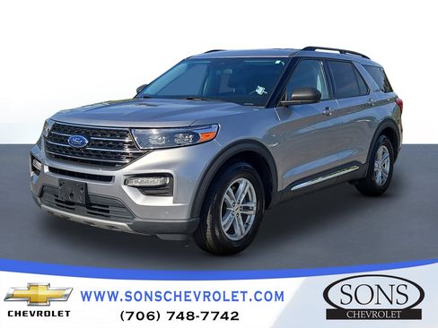 Used 2021 Ford Explorer XLT w/ Equipment Group 202A RWD image 1
