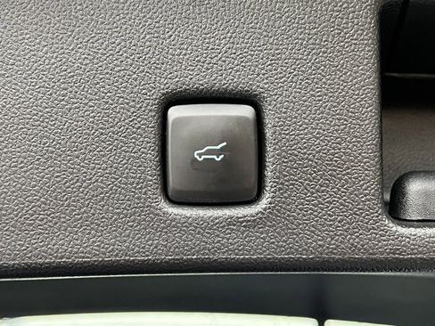 Certified 2023 Ford Escape ST-Line w/ Tech Pack #1 image 33