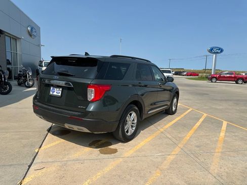 Used 2023 Ford Explorer XLT w/ Equipment Group 202A AWD/4WD image 7