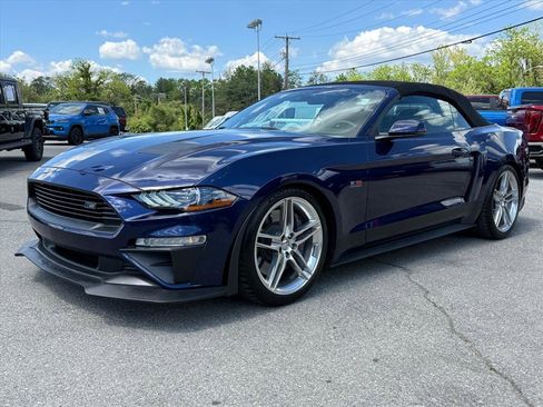 Used 2018 Ford Mustang GT Premium w/ GT Performance Package image 9