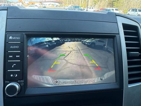 Used 2019 Nissan Frontier SV image 23