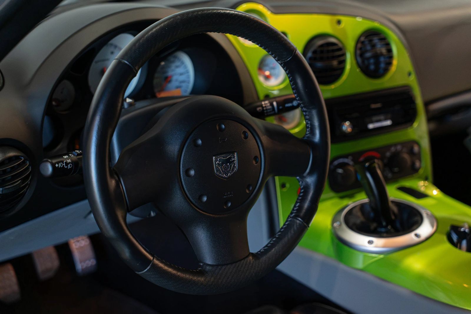 Used 2010 Dodge Viper SRT-10 RWD image 31