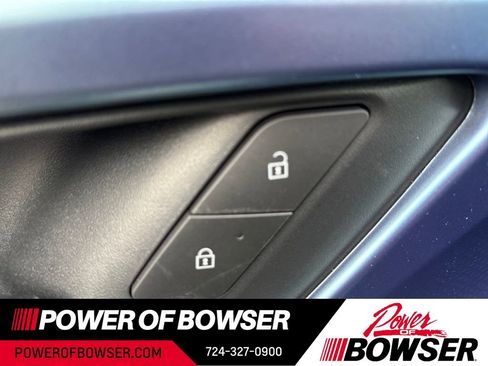 New 2026 Chevrolet Equinox EV LT image 8