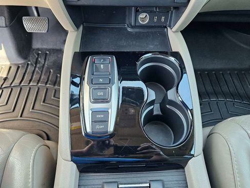 Used 2017 Honda Pilot Touring image 27