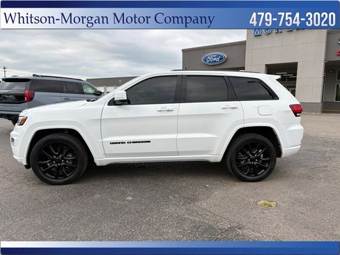 Used 2020 Jeep Grand Cherokee Altitude image 8