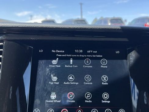 Used 2024 Dodge Durango SXT image 40