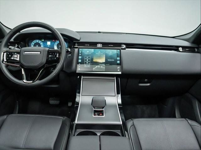 New 2026 Land Rover Range Rover Velar S AWD/4WD image 18