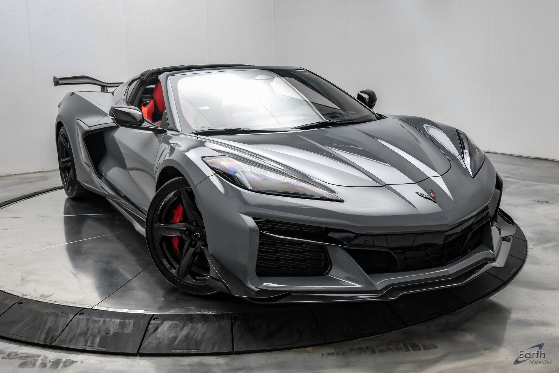 Used 2025 Chevrolet Corvette Z06 w/ Z07 Performance Package RWD image 35