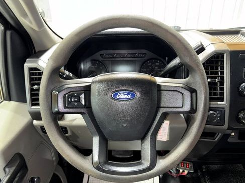 Used 2019 Ford F250 XL image 18