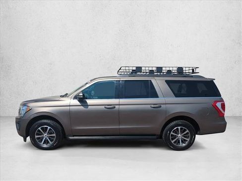 Used 2019 Ford Expedition Max XLT w/ Equipment Group 201A AWD/4WD image 9