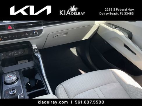 New 2026 Kia Sorento EX w/ EX Premium Package AWD/4WD image 16