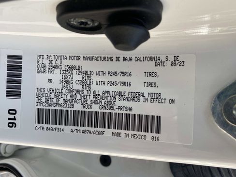 Used 2023 Toyota Tacoma SR AWD/4WD image 25