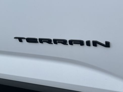 New 2026 GMC Terrain Elevation w/ Elevation Premium Package AWD/4WD image 9