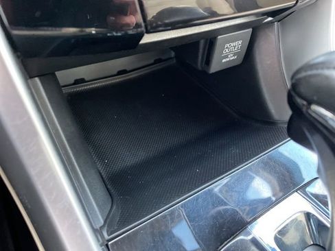 Used 2017 Honda Accord Touring image 27