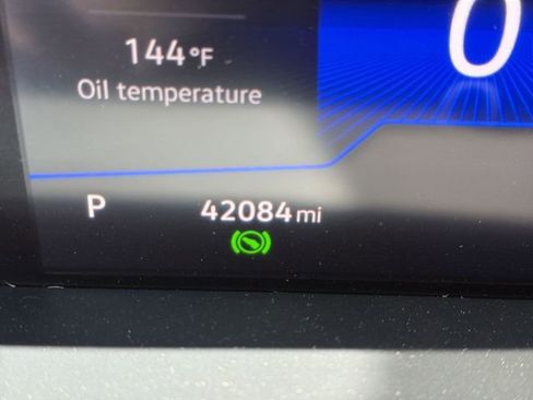 Used 2023 Volkswagen Taos SE AWD/4WD image 17