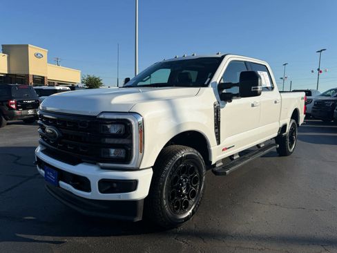 Certified 2024 Ford F250 Lariat w/ Lariat Ultimate Package AWD/4WD image 25