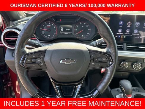 Used 2024 Chevrolet Trax RS FWD image 27