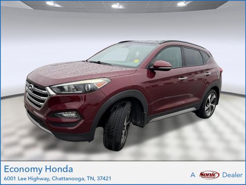 Used 2017 Hyundai Tucson Limited w/ Limited Ultimate Package 03 FWD image 1