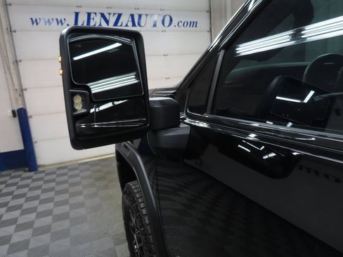 Used 2025 GMC Sierra 2500 AT4X image 81