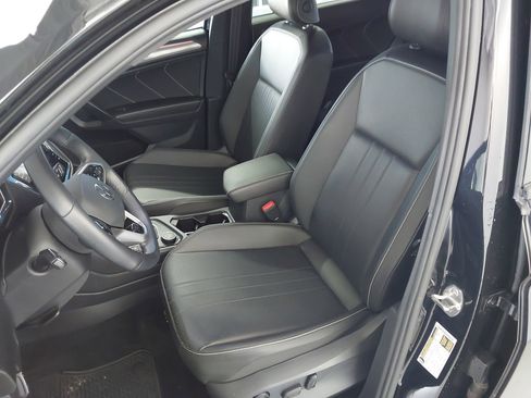 Used 2022 Volkswagen Tiguan SE R-Line AWD/4WD image 22