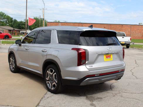 Used 2025 Hyundai Palisade SEL FWD image 7