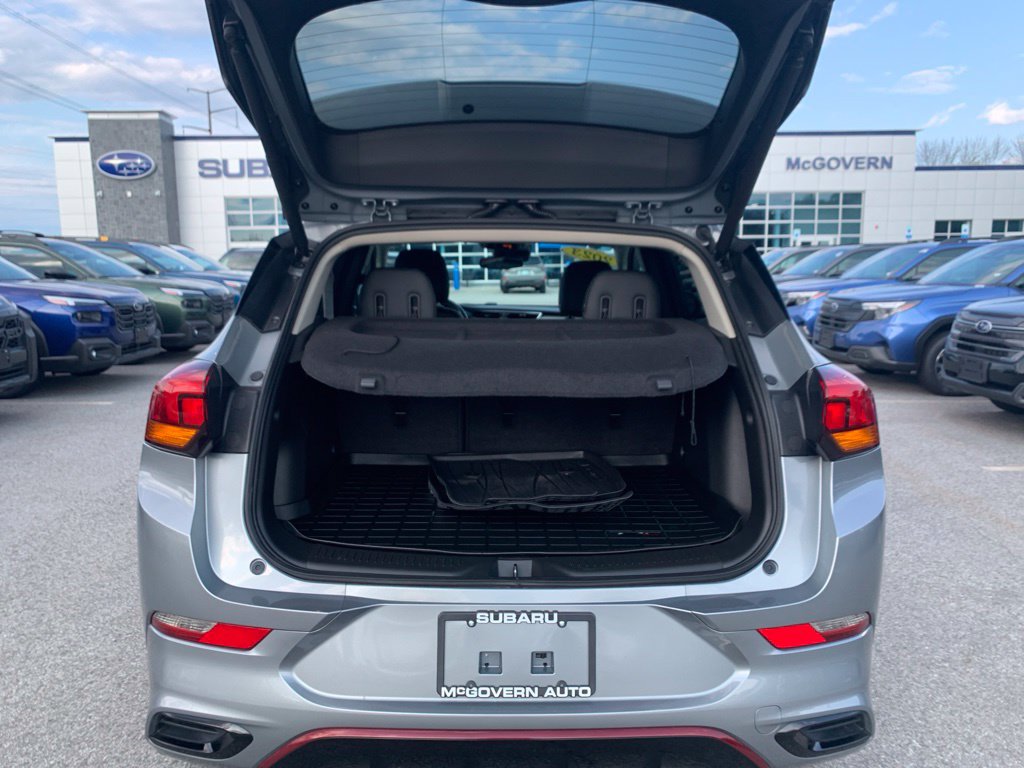 Used 2023 Buick Encore GX Select w/ Sport Touring Package AWD/4WD image 27