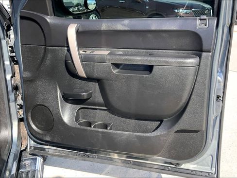 Used 2011 Chevrolet Silverado 1500 LT w/ All-Star Edition AWD/4WD image 21