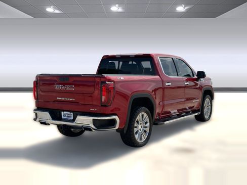 Used 2021 GMC Sierra 1500 SLT w/ SLT Convenience Package AWD/4WD image 9