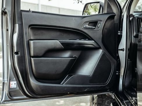 Used 2019 Chevrolet Colorado ZR2 w/ Colorado ZR2 Bison Edition AWD/4WD image 61