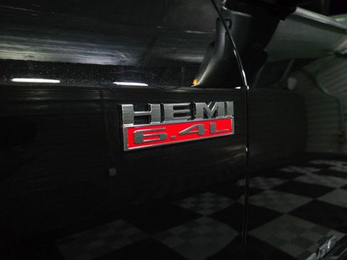 Used 2022 RAM 2500 Big Horn RWD image 41