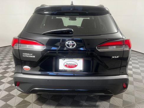 Certified 2023 Toyota Corolla Cross XLE FWD image 6