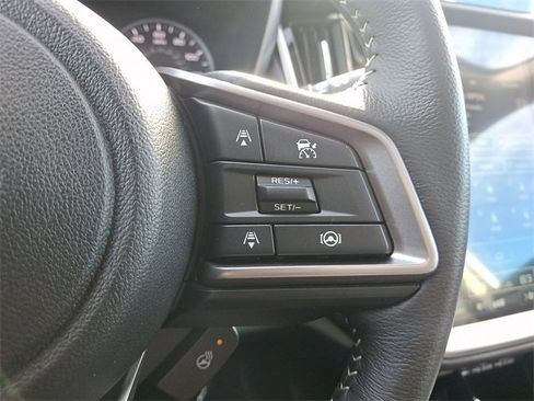 Used 2025 Subaru Outback Limited image 24