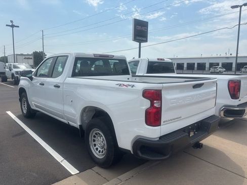 Used 2022 Chevrolet Silverado 1500 W/T w/ WT Fleet Convenience Package AWD/4WD image 2