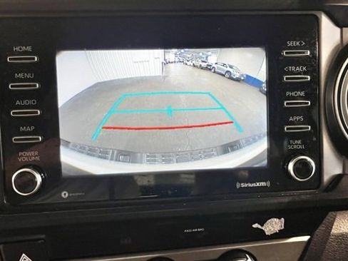 Used 2020 Toyota Tacoma SR image 21