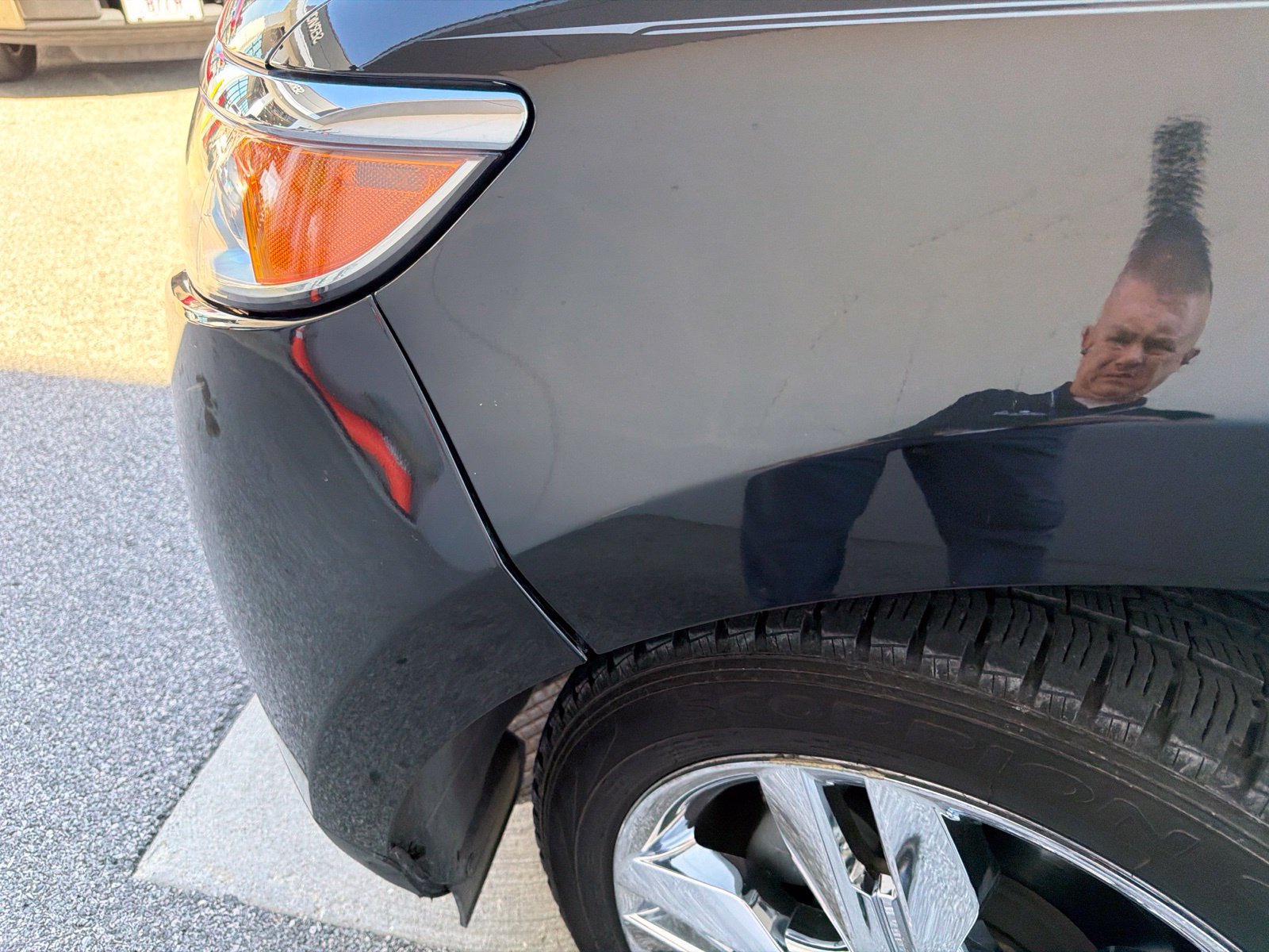 Used 2014 Ford Edge Limited w/ Equipment Group 302A FWD image 10