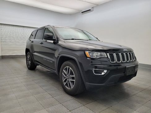 Used 2019 Jeep Grand Cherokee Laredo w/ Laredo X Package image 13