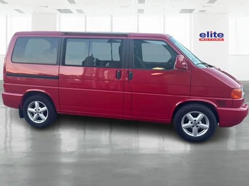 Used 2002 Volkswagen Eurovan MV image 2