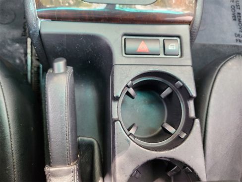 Used 2002 BMW 330Ci Coupe image 20