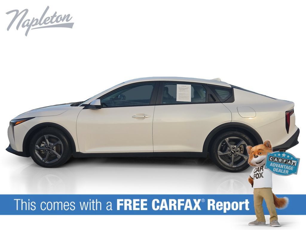 Used 2025 Kia K4 FWD image 2