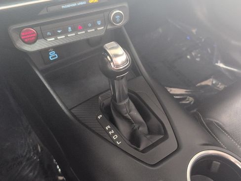 Used 2025 Ford Mustang Premium RWD image 17