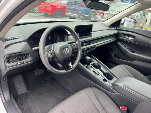 Used 2023 Honda Accord LX image 9