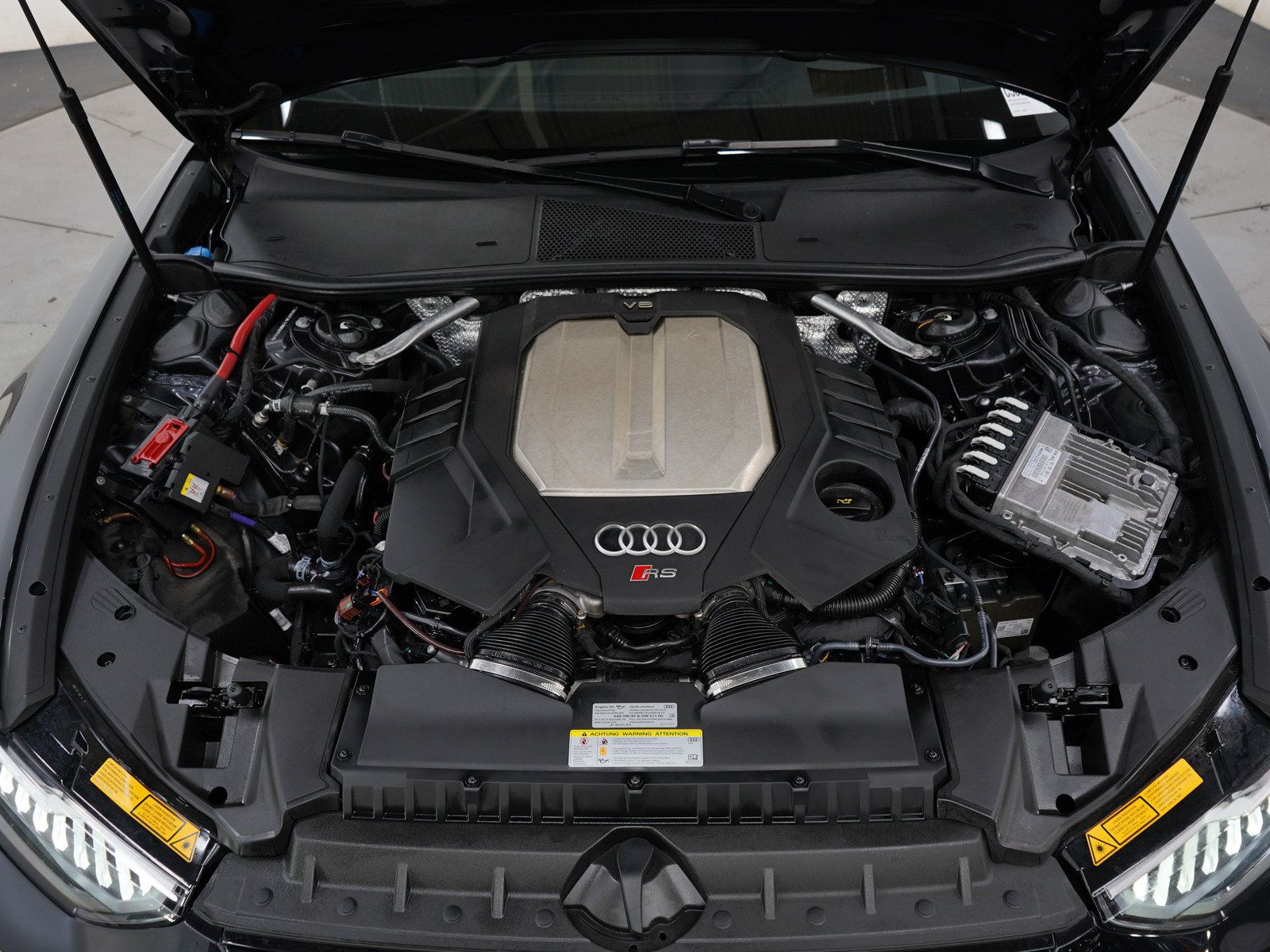 Used 2021 Audi RS 6 AWD/4WD image 43