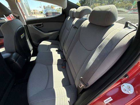 Used 2014 Hyundai Elantra SE FWD image 20