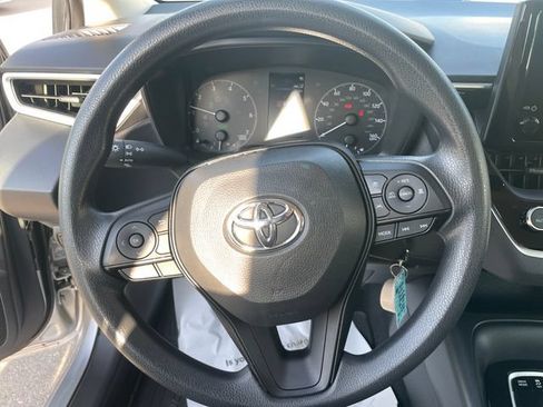 Used 2025 Toyota Corolla LE FWD image 25