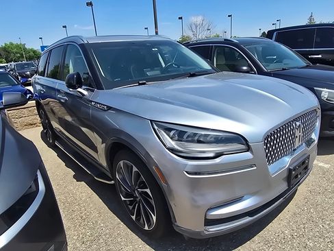 Used 2022 Lincoln Aviator Reserve w/ Equipment Group 201A AWD/4WD image 15