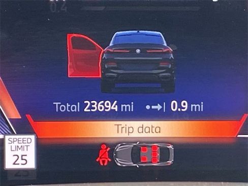 Certified 2024 BMW X6 xDrive40i w/ Premium Package image 27