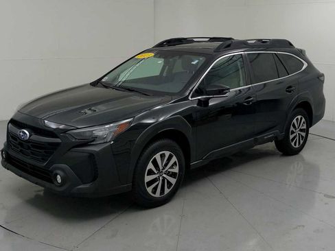 Certified 2023 Subaru Outback Premium AWD/4WD image 4