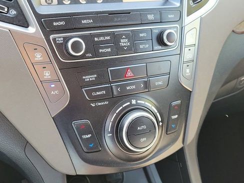 Used 2017 Hyundai Santa Fe SE w/ Ultimate Package FWD image 34