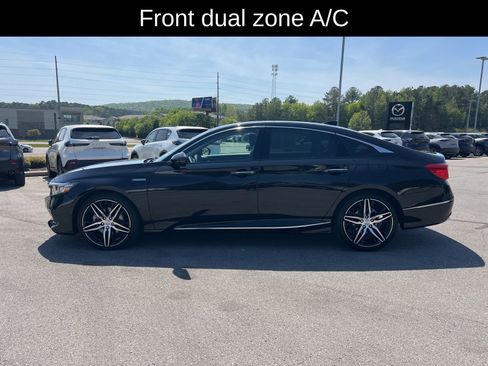 Used 2022 Honda Accord Touring image 4