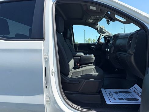 Used 2023 GMC Sierra 1500 Pro w/ Pro Value Package AWD/4WD image 11